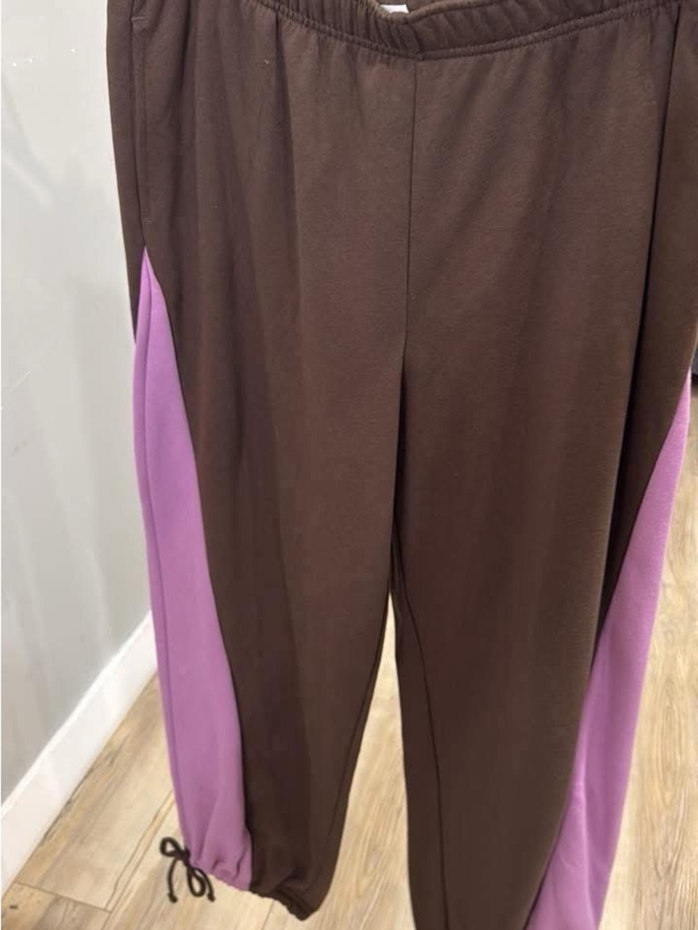 Women’s Jogger Pants with bows on bottom